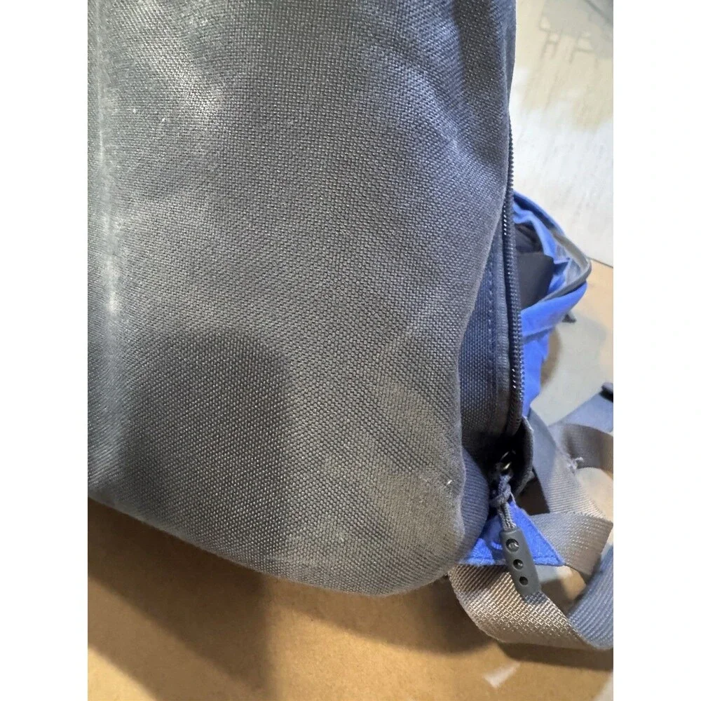 L.L.Bean 20L Nylon Hiking Daypack Backpack Blue/Gray w/ 15